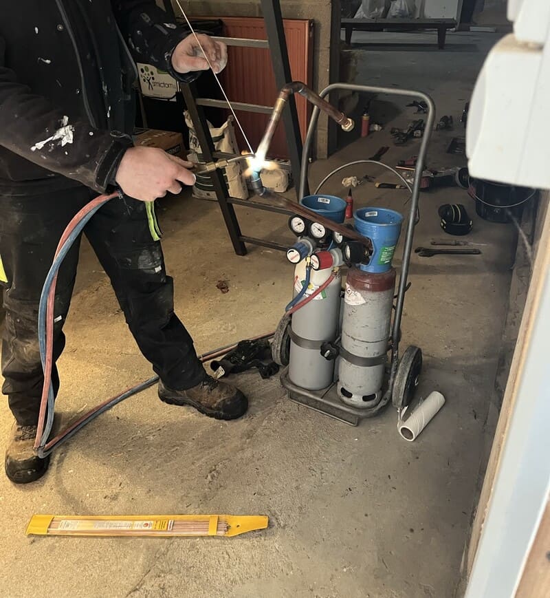 artisan plombier Laval